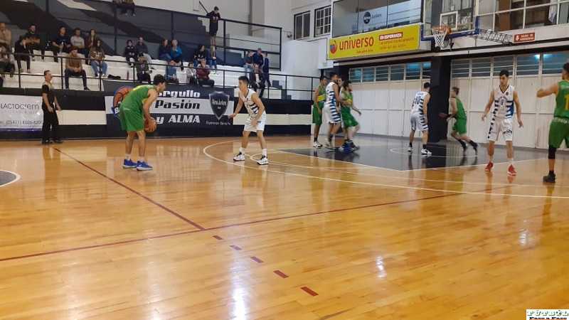 Oficial de básquet: Alma Juniors venció a Regatas