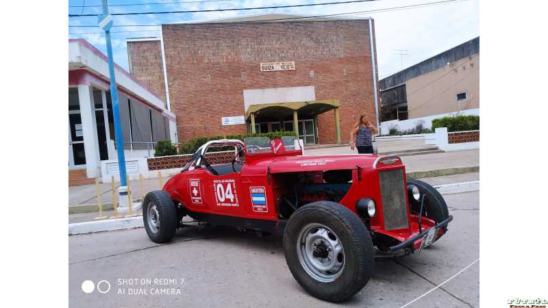 Muestra de autos de colección en San J . Norte hoy se vieron en la mañana