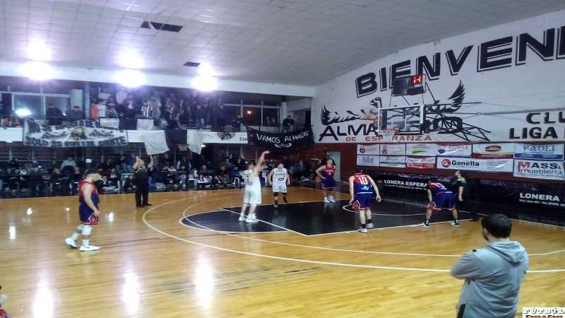 Almagro derrotó a Olimpia en el festejo de su cumpleaños 71