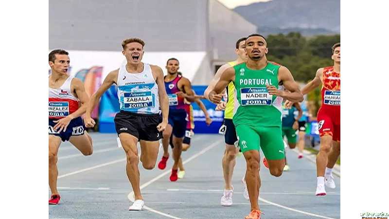 Una gran imagen del esfuerzo de de José Zabala y como dejo atras a otros competidores