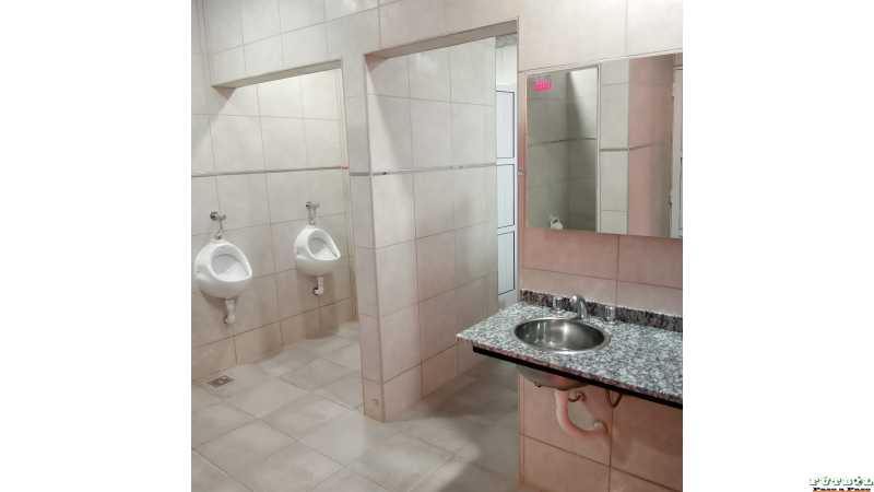 Los nuevos sanitarios en el motor club San J Norte sector boxes